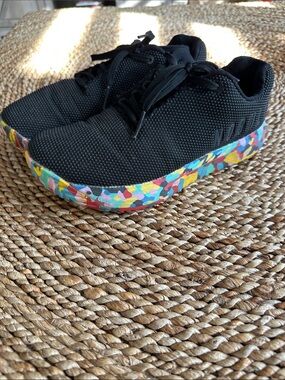 No Bull women’s size 9 shoes